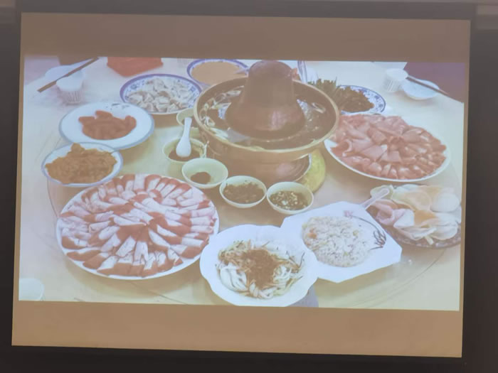 綿陽中旅行假日旅行社舉行胡楊林、南疆專列推薦會